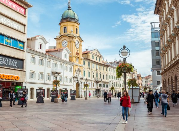 ilustrativna Rijeka jesen korzo-7