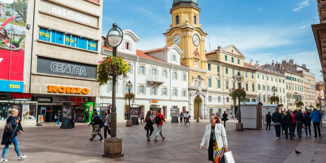 ilustrativna Rijeka jesen korzo-8 ilustrativna Rijeka jesen korzo-8