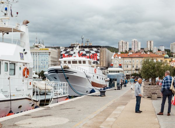 ilustrativna Rijeka jesen riva-14