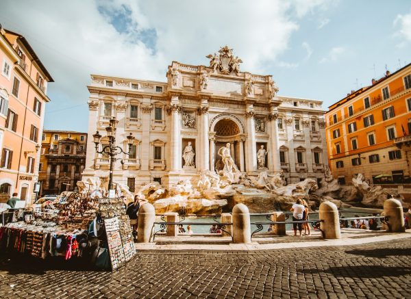 rim fontana christopher-czermak-unsplash