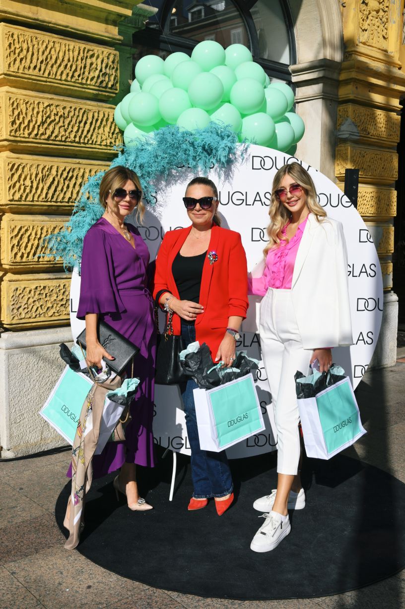 Daniela Gračan, Kristina Mihalić Čačić i Ema Gračan Daniela Gračan, Kristina Mihalić Čačić i Ema Gračan