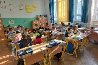 OS NIKOLA TESLA POSTUJTE NASE ZNAKOVE (5) OS NIKOLA TESLA POSTUJTE NASE ZNAKOVE (5)