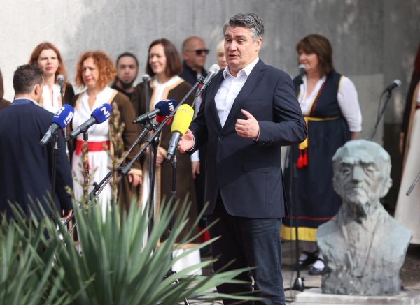Predsjednik Milanović posjetio manifestaciju Bela Nedeja