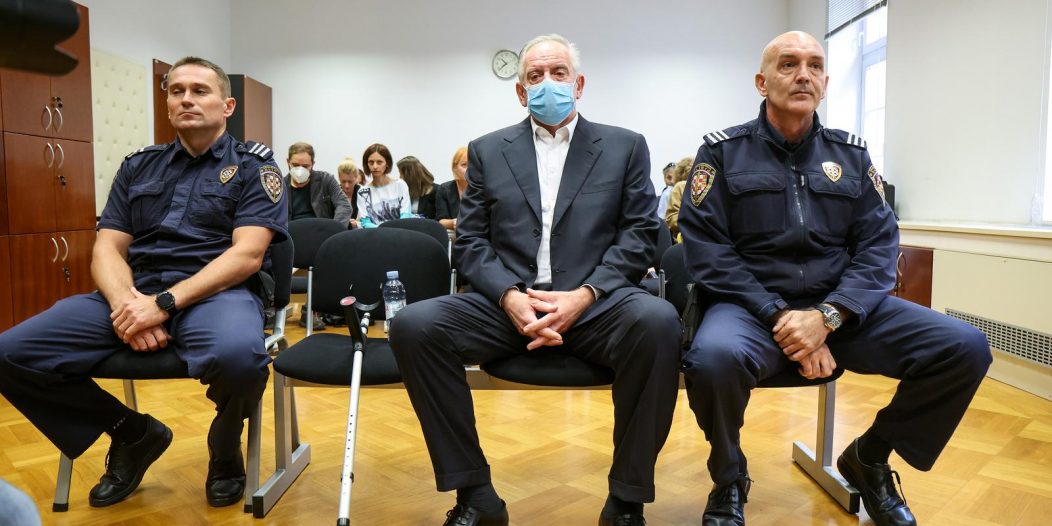 Zagreb: Ivo Sanader oslobođen krivnje za ratno profiterstvo Zagreb: Ivo Sanader oslobođen krivnje za ratno profiterstvo
