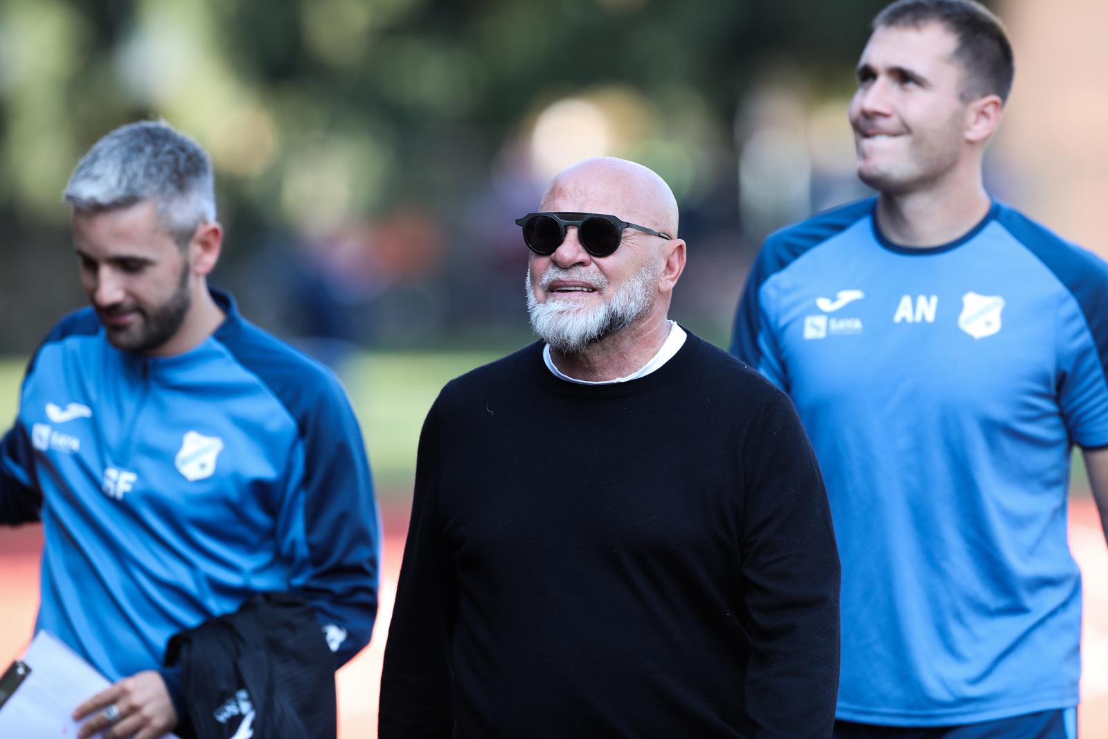 Moslavina Kutina i Rijeka sastali su se u 1/16 finala Supersport hrvatskog nogometnog kupa Moslavina Kutina i Rijeka sastali su se u 1/16 finala Supersport hrvatskog nogometnog kupa