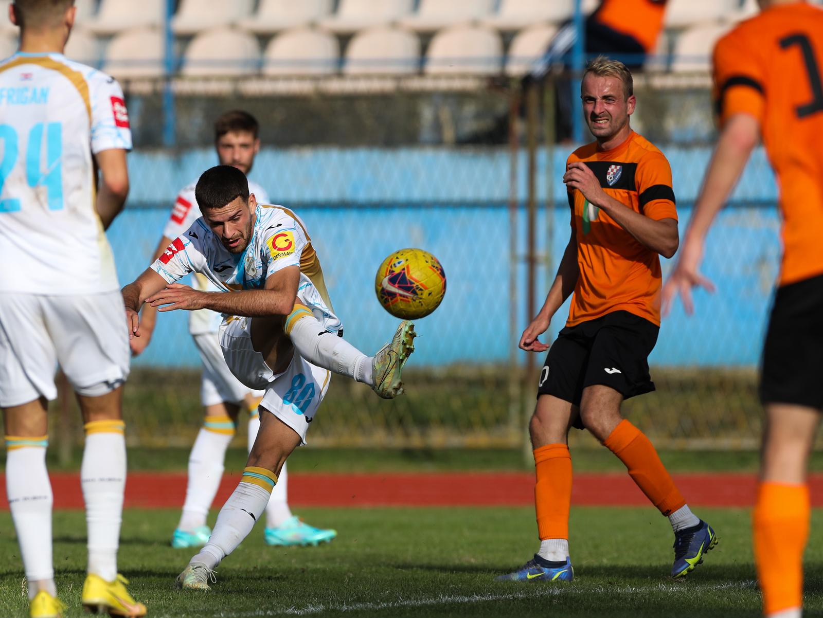 Moslavina Kutina i Rijeka sastali su se u 1/16 finala Supersport hrvatskog nogometnog kupa Moslavina Kutina i Rijeka sastali su se u 1/16 finala Supersport hrvatskog nogometnog kupa