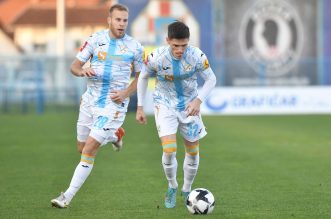 Slaven Belupo i Rijeka sastali se u 14. kolu SuperSport HNL-a Slaven Belupo i Rijeka sastali se u 14. kolu SuperSport HNL-a
