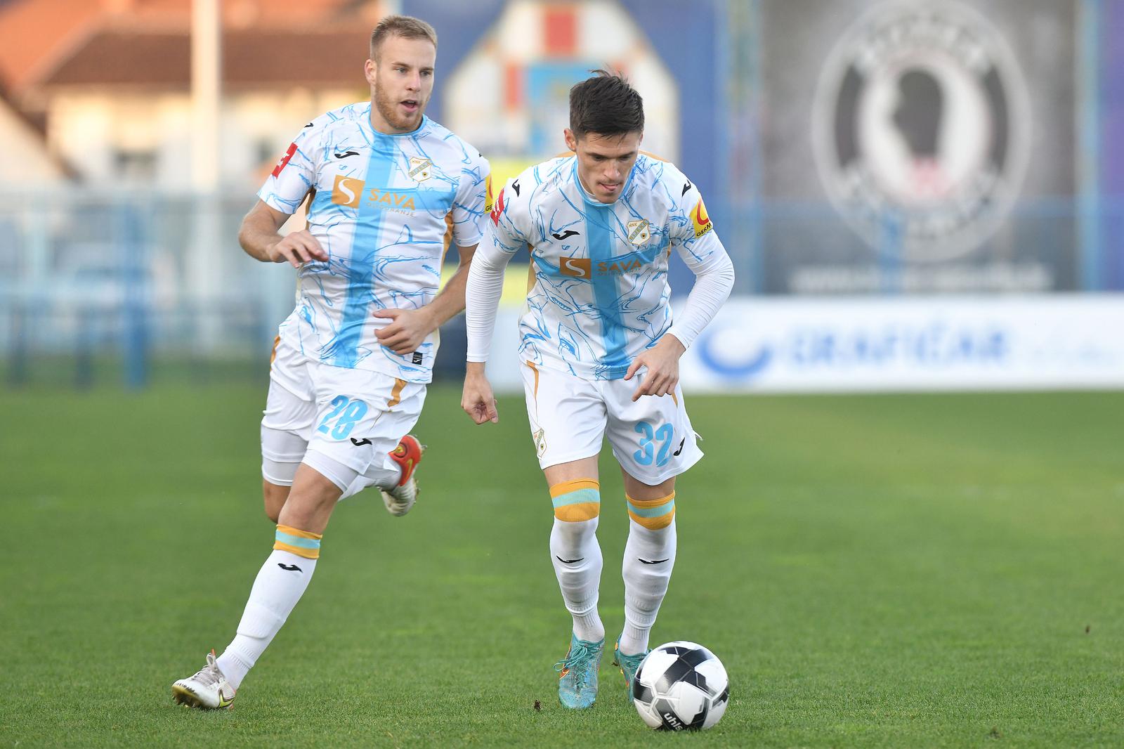 Slaven Belupo i Rijeka sastali se u 14. kolu SuperSport HNL-a Slaven Belupo i Rijeka sastali se u 14. kolu SuperSport HNL-a