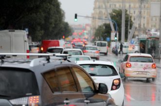 Rijeka: Jaka kiša otežava promet po centru grada Rijeka: Jaka kiša otežava promet po centru grada