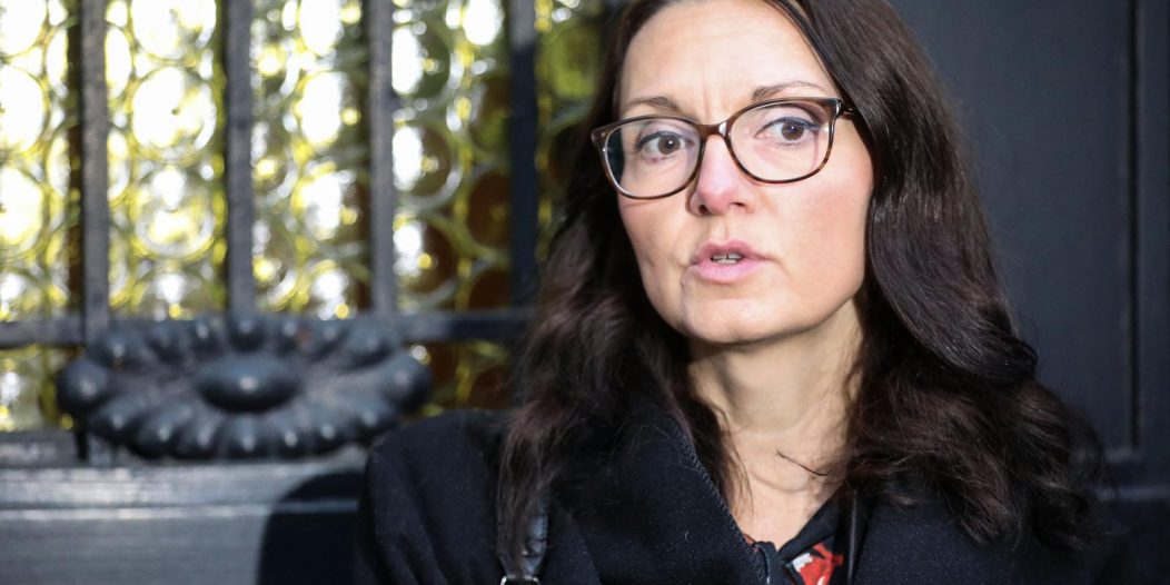 Zagreb: Zviždačica Maja Đerek dala je izjavu medjima ispred zgrade USKOK-a Zagreb: Zviždačica Maja Đerek dala je izjavu medjima ispred zgrade USKOK-a