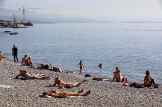 Rijeka: Gradska plaža na Kantridi puna je kupača Rijeka: Gradska plaža na Kantridi puna je kupača