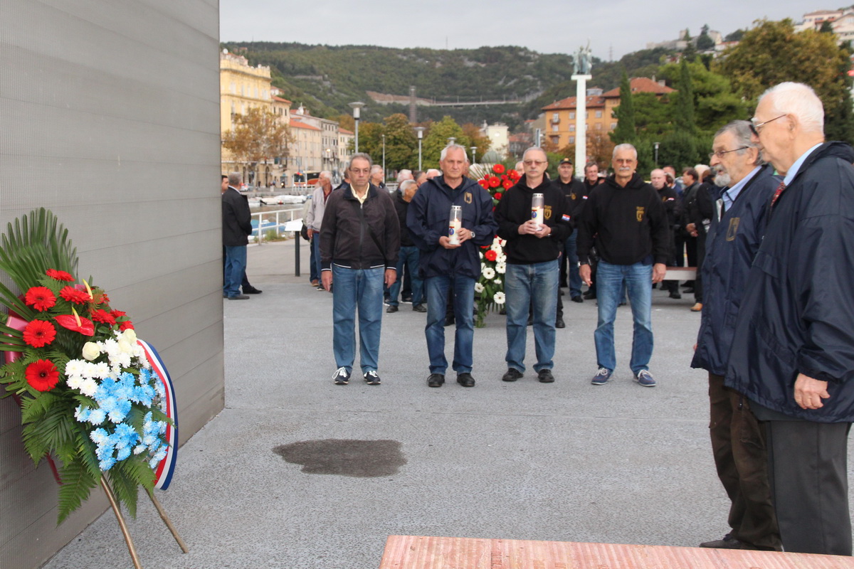 Polaganje-vijenaca-za-31.-obljetnicu-128.-brigade-HV-a-1 Polaganje-vijenaca-za-31.-obljetnicu-128.-brigade-HV-a-1