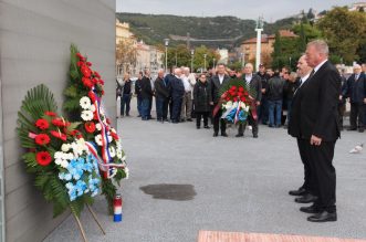Polaganje-vijenaca-za-31.-obljetnicu-128.-brigade-HV-a-2 Polaganje-vijenaca-za-31.-obljetnicu-128.-brigade-HV-a-2