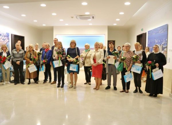 Prijem-za-umirovljene-učitelje-i-odgajatelje-povodom-Svjetskog-dana-učitelja-13