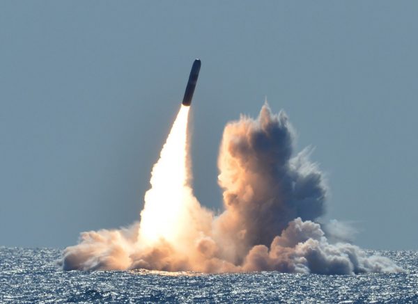 nuklearno oružje raketa bomba