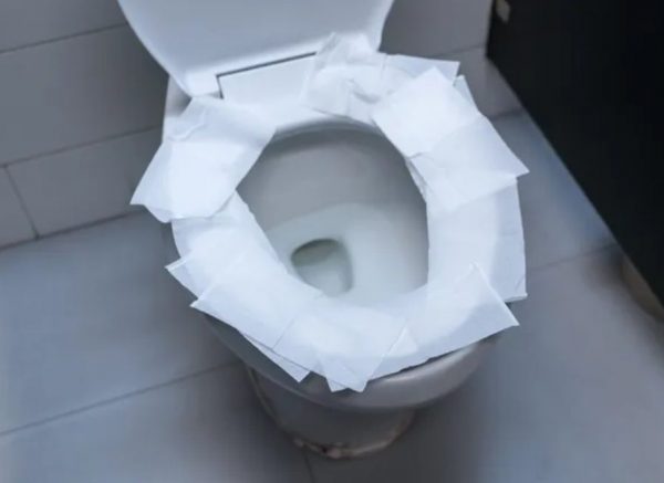 wc školjka papir