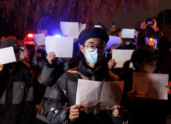 China-protests-spread-reports-of-clashes-with-police-in-Shanghai
