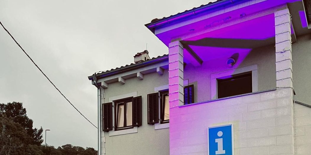 Kostrena u ljubicastom – kopija Kostrena u ljubicastom – kopija