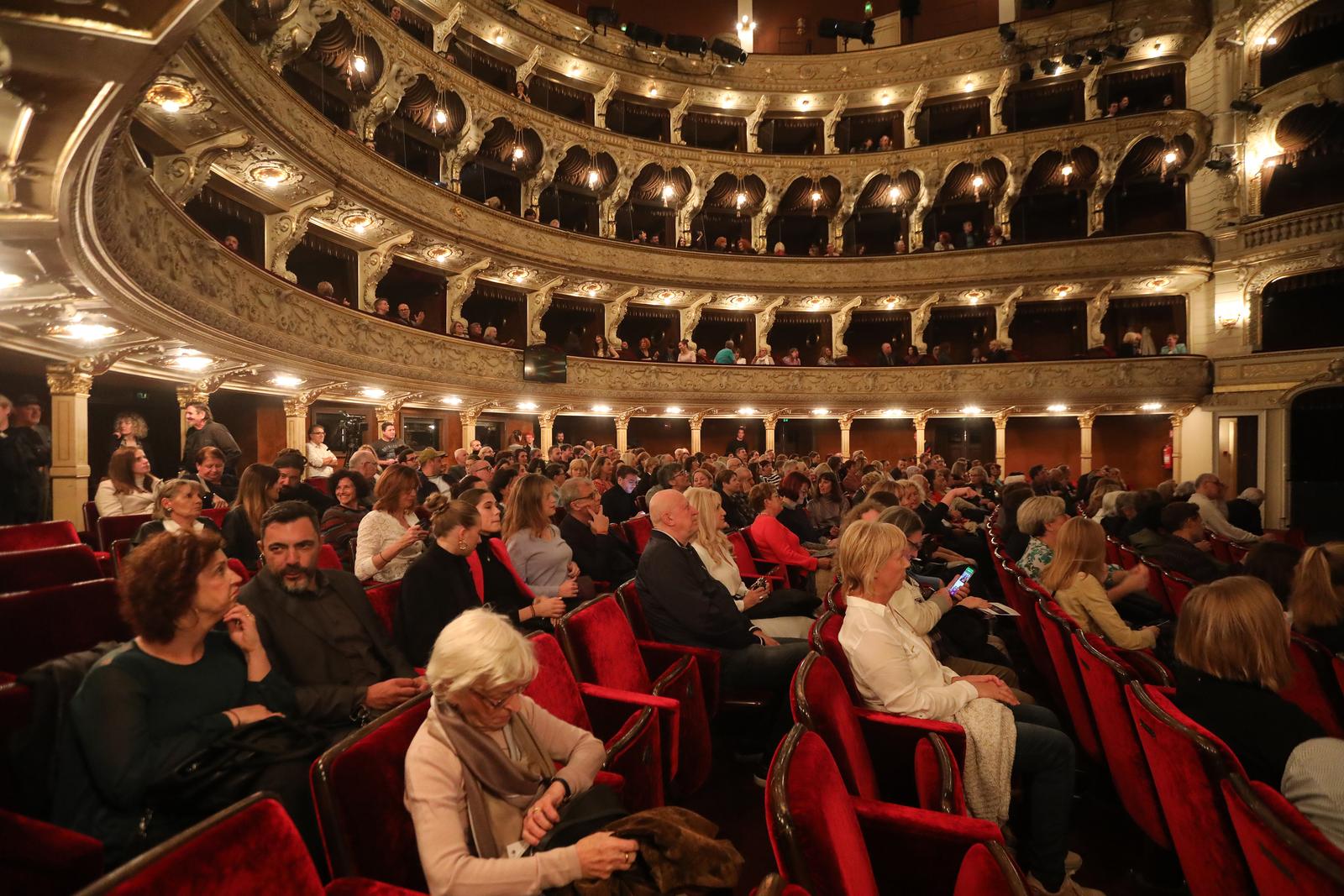 Rijeka: Održana premijera predstave “Amarcord” u HNK-u Ivan p.l Zajca Rijeka: Održana premijera predstave “Amarcord” u HNK-u Ivan p.l Zajca