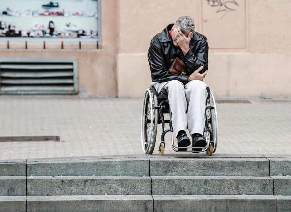 Zagreb: Stepenice nisu premostive za osobu u kolicima