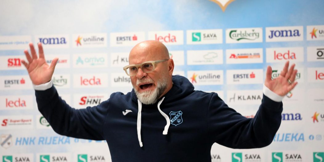 Rijeka: Trener Rijeke Serse Cosmi i vratar Nediljko Labrović uoči susreta s Varaždinom Rijeka: Trener Rijeke Serse Cosmi i vratar Nediljko Labrović uoči susreta s Varaždinom