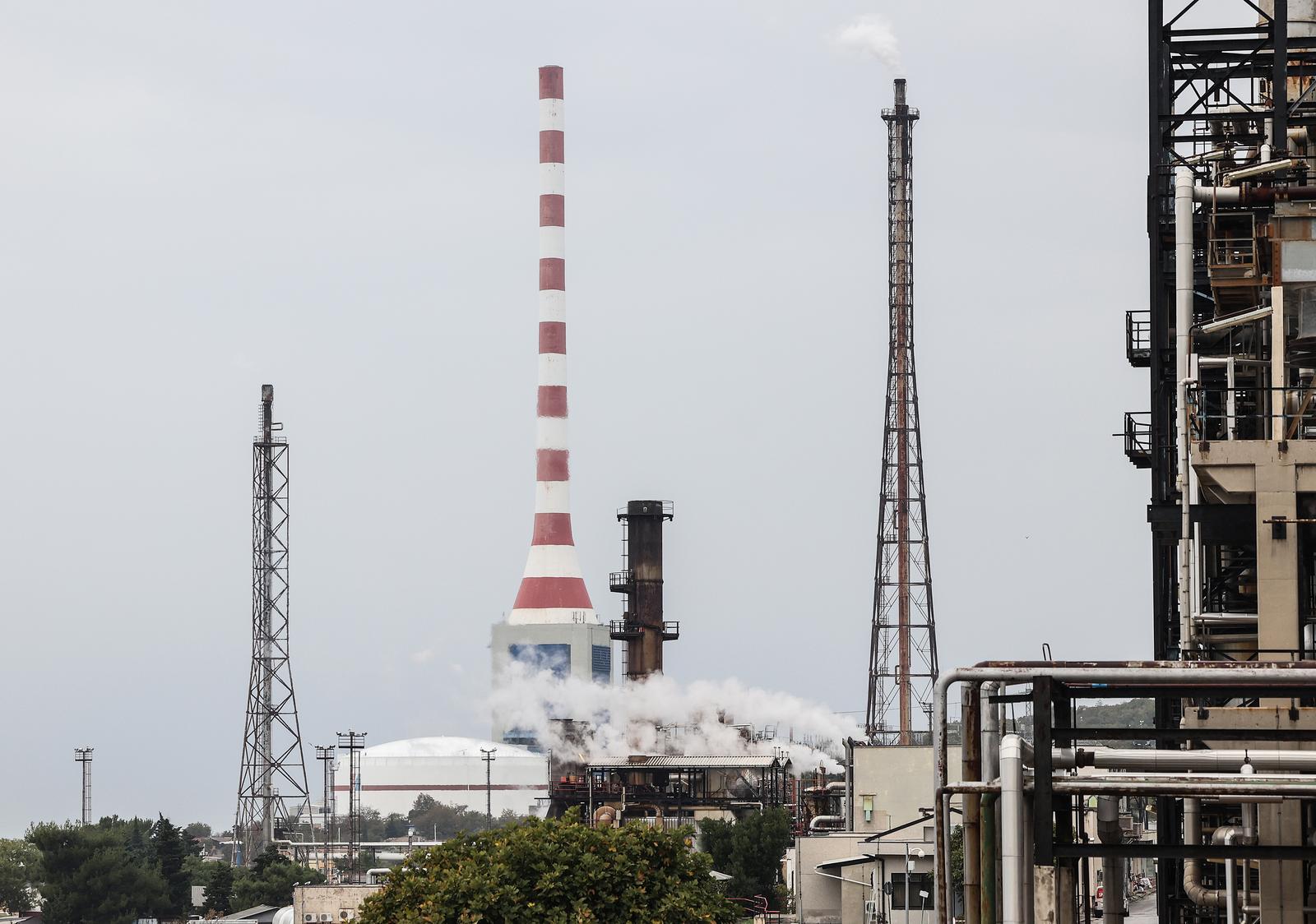 Obilazak radova na Projektu nadogradnje Rafinerije nafte Rijeka Obilazak radova na Projektu nadogradnje Rafinerije nafte Rijeka
