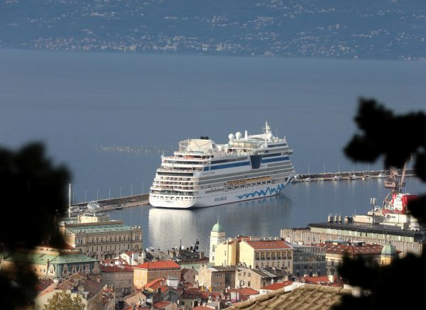 Rijeka: Kruzer AidaBlu uplovio u riječku luku