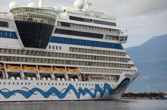Rijeka: Kruzer AidaBlu uplovio u riječku luku Rijeka: Kruzer AidaBlu uplovio u riječku luku