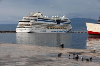 Rijeka: Kruzer AidaBlu uplovio u riječku luku Rijeka: Kruzer AidaBlu uplovio u riječku luku