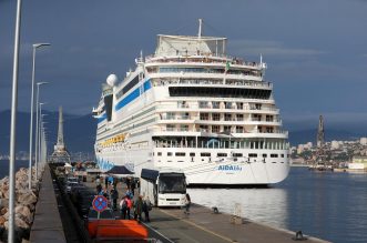 Rijeka: Kruzer AidaBlu uplovio u riječku luku Rijeka: Kruzer AidaBlu uplovio u riječku luku