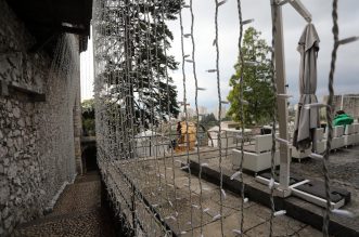 Trsatsku gradinu osvijetlit će više od 12 kilometara lampica Trsatsku gradinu osvijetlit će više od 12 kilometara lampica