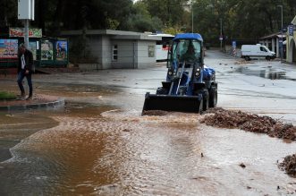 Vodena bujica potopila Malinsku Vodena bujica potopila Malinsku