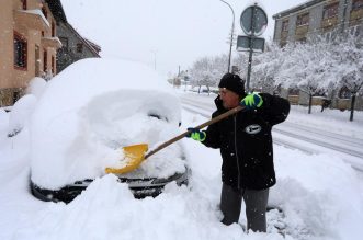 U Delnicama napadalo 40 centimetara snijega, otežan promet kroz mjesto U Delnicama napadalo 40 centimetara snijega, otežan promet kroz mjesto