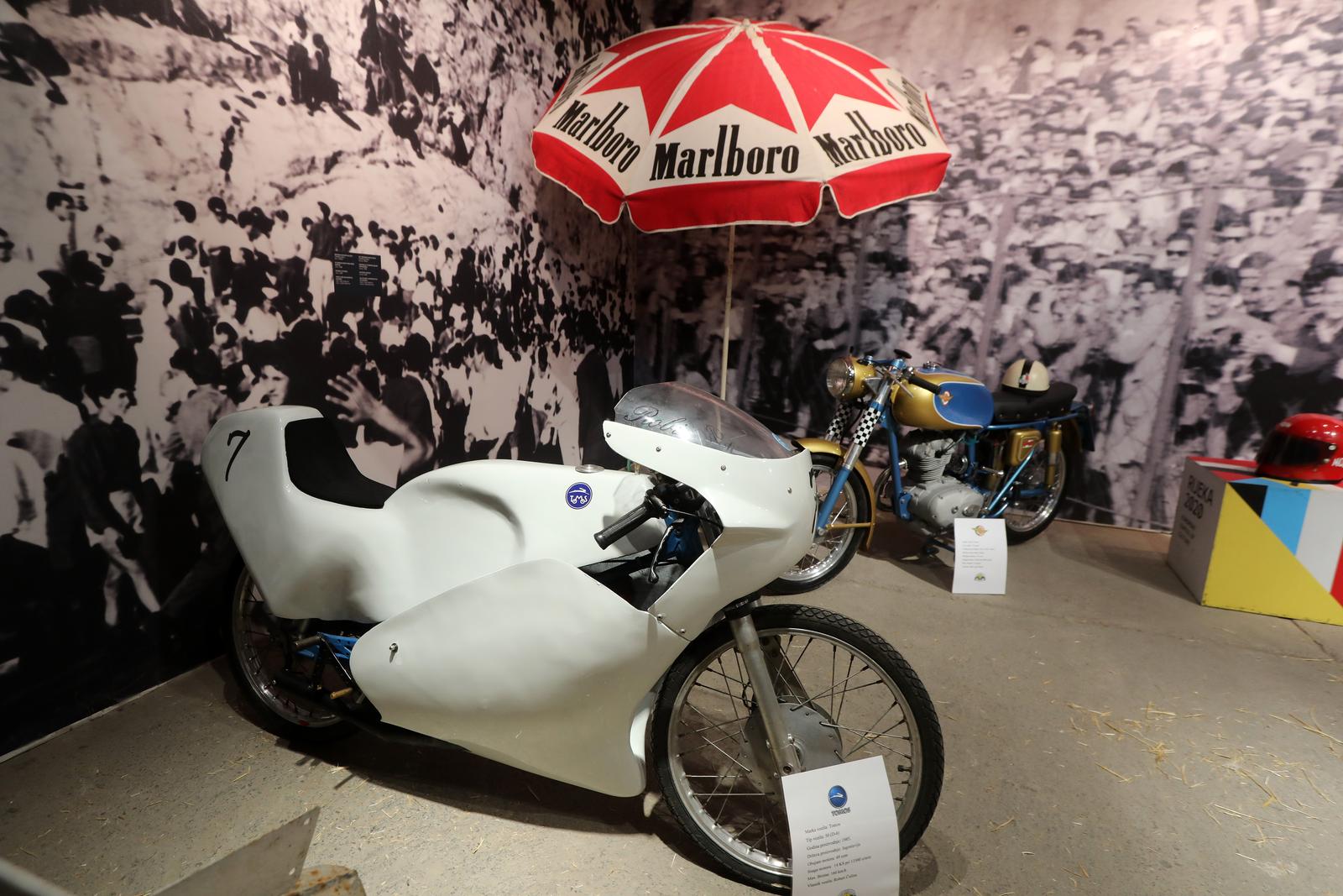Rijeka: Izložba oldtimera, rezervnih dijelova, maketa i dječjih autića u hali Exportdrva