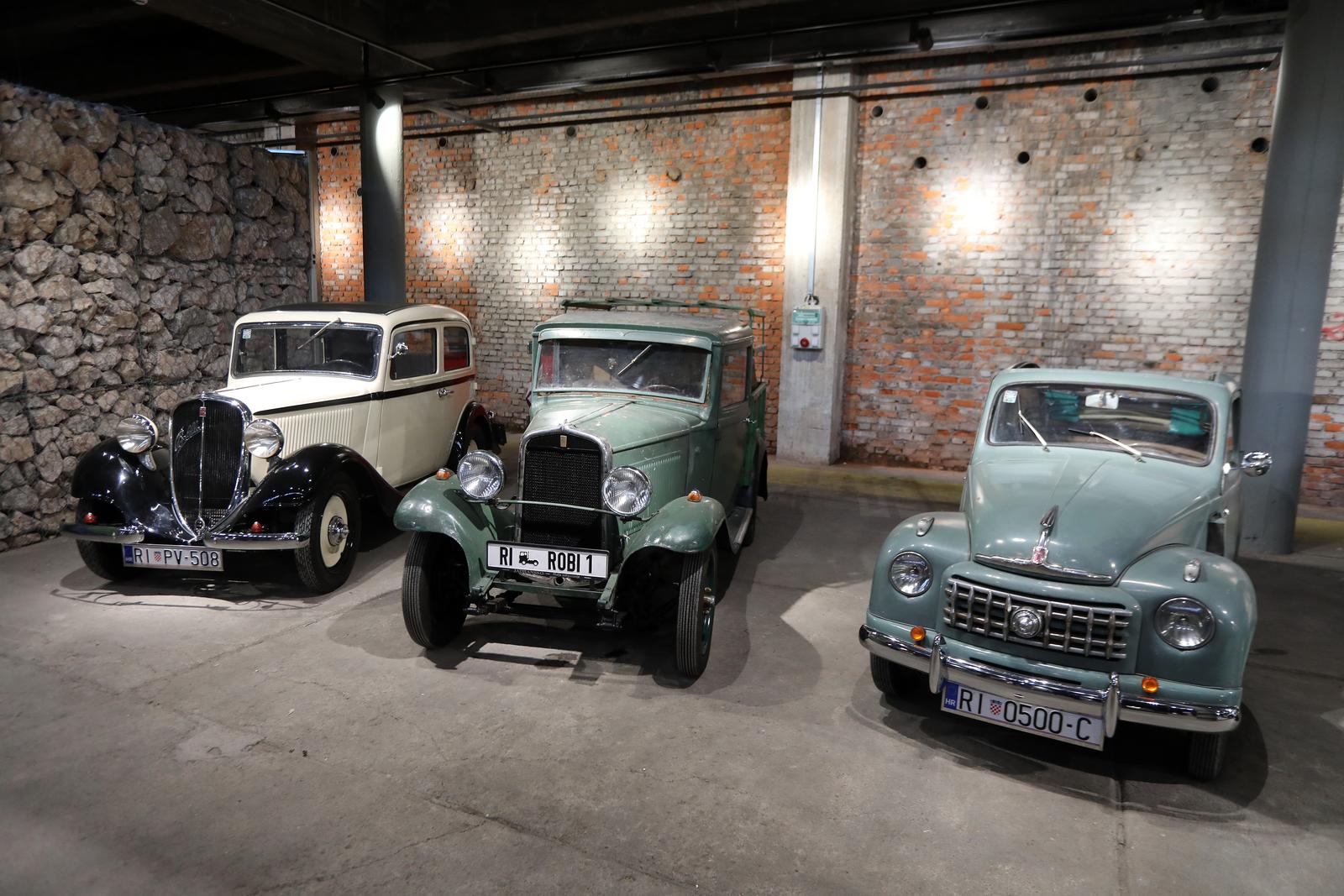 Rijeka: Izložba oldtimera, rezervnih dijelova, maketa i dječjih autića u hali Exportdrva