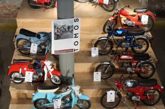 Rijeka: Izložba oldtimera, rezervnih dijelova, maketa i dječjih autića u hali Exportdrva