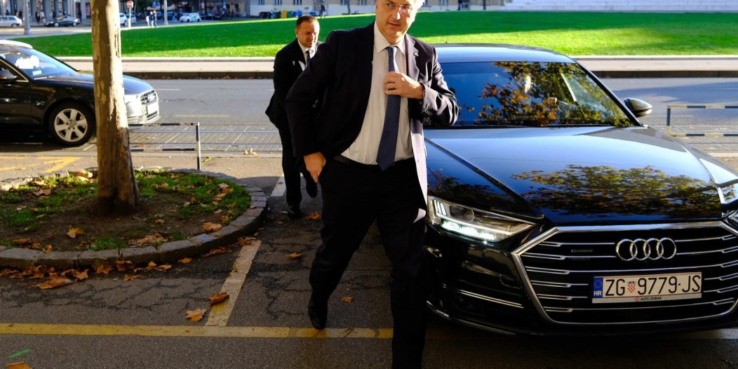 Zagreb: Dolazak članova HDZ-a na sjednicu Predsjedništva stranke Zagreb: Dolazak članova HDZ-a na sjednicu Predsjedništva stranke