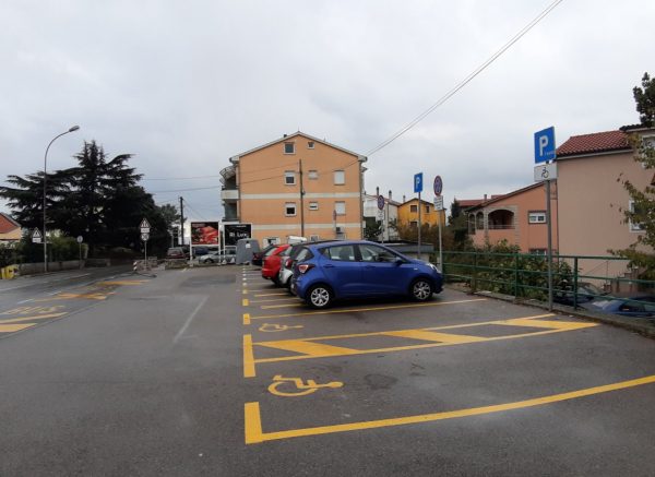 marinići parking 13