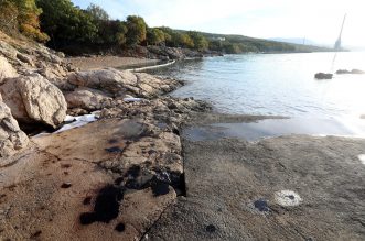 Uklanja se površinsko onečišćenje mora kod Urinja Uklanja se površinsko onečišćenje mora kod Urinja
