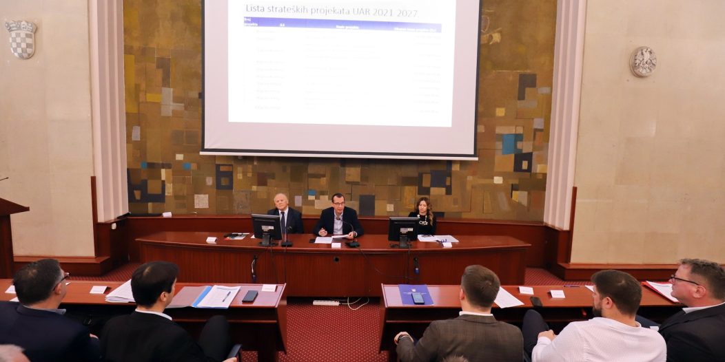 3.-sjednica-Koordinacijskog-vijeća-Urbane-aglomeracije-Rijeka-za-financijsko-razdoblje-2021.-2027.-godine-2 3.-sjednica-Koordinacijskog-vijeća-Urbane-aglomeracije-Rijeka-za-financijsko-razdoblje-2021.-2027.-godine-2