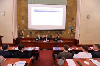 3.-sjednica-Koordinacijskog-vijeća-Urbane-aglomeracije-Rijeka-za-financijsko-razdoblje-2021.-2027.-godine-2 3.-sjednica-Koordinacijskog-vijeća-Urbane-aglomeracije-Rijeka-za-financijsko-razdoblje-2021.-2027.-godine-2