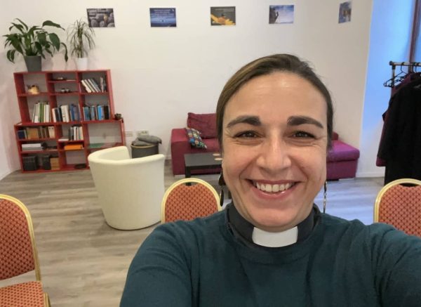 svećenica melanie privatna arhiva