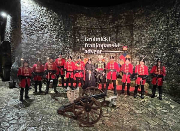 GROBNIK FRANKOPANSKI ADVENT 2022 7