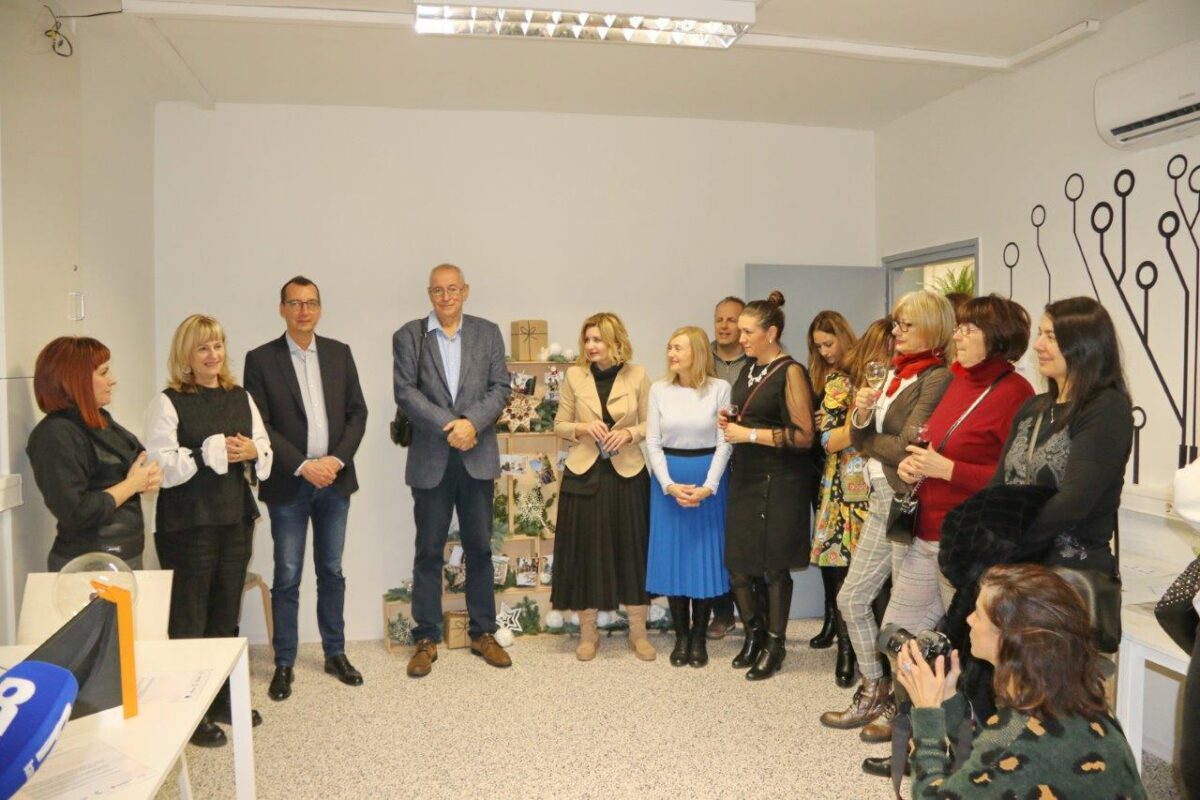 Otvorenje-STEM-laboratorija-Centra-tehničke-kulture-Rijeka-11-1200×800 Otvorenje-STEM-laboratorija-Centra-tehničke-kulture-Rijeka-11-1200×800