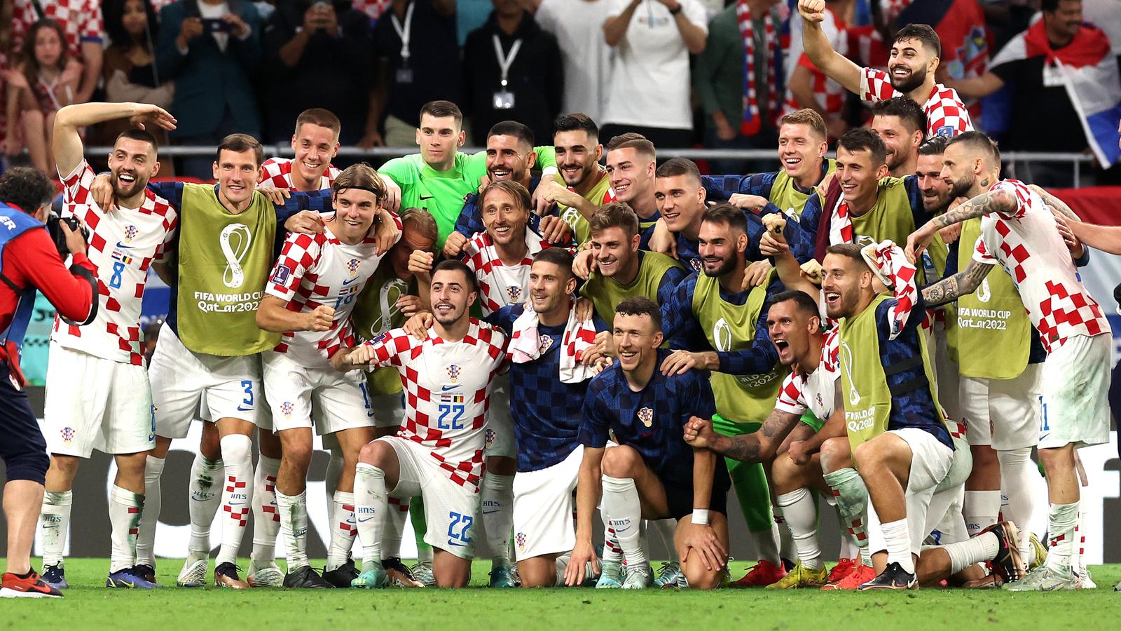 KATAR 2022 – Slavlje reprezentativaca nakon osiguranog ulaska u osminu finala SP
