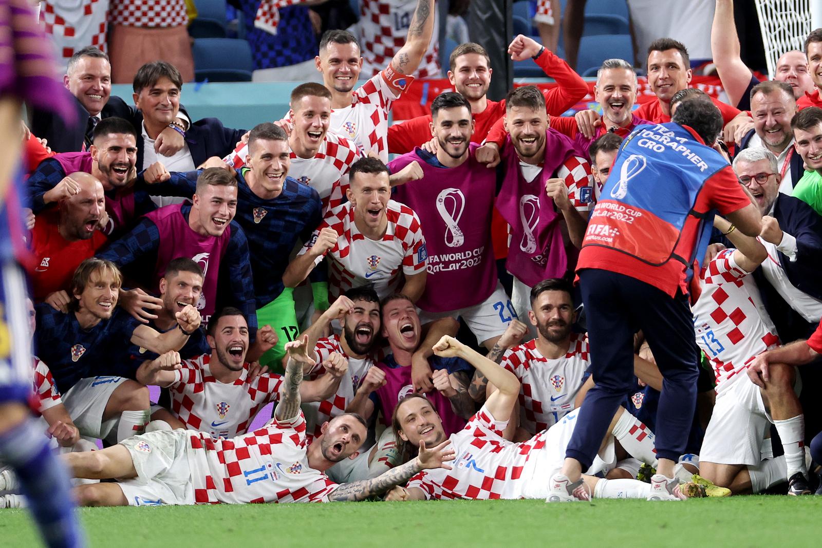 KATAR 2022 – Livaković odveo Hrvatsku u četvrtfinale Svjetskog prvenstva KATAR 2022 – Livaković odveo Hrvatsku u četvrtfinale Svjetskog prvenstva