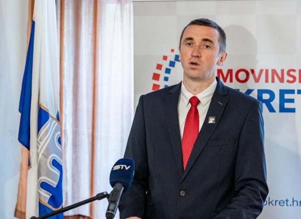 Osijek: Predsjednik Domovinskog pokreta Ivan Penava o zatvaranju rafinerije Sisak