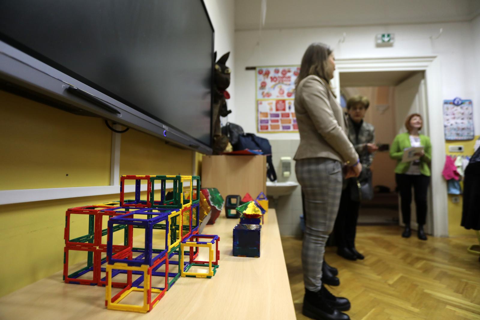 Rijeka: Prezentacija Polydron setova koje je Grad Rijeka osigurao za svih 25 škola Rijeka: Prezentacija Polydron setova koje je Grad Rijeka osigurao za svih 25 škola
