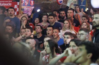 Navijači u Rijeci prate utakmicu Hrvatske i Brazila Navijači u Rijeci prate utakmicu Hrvatske i Brazila