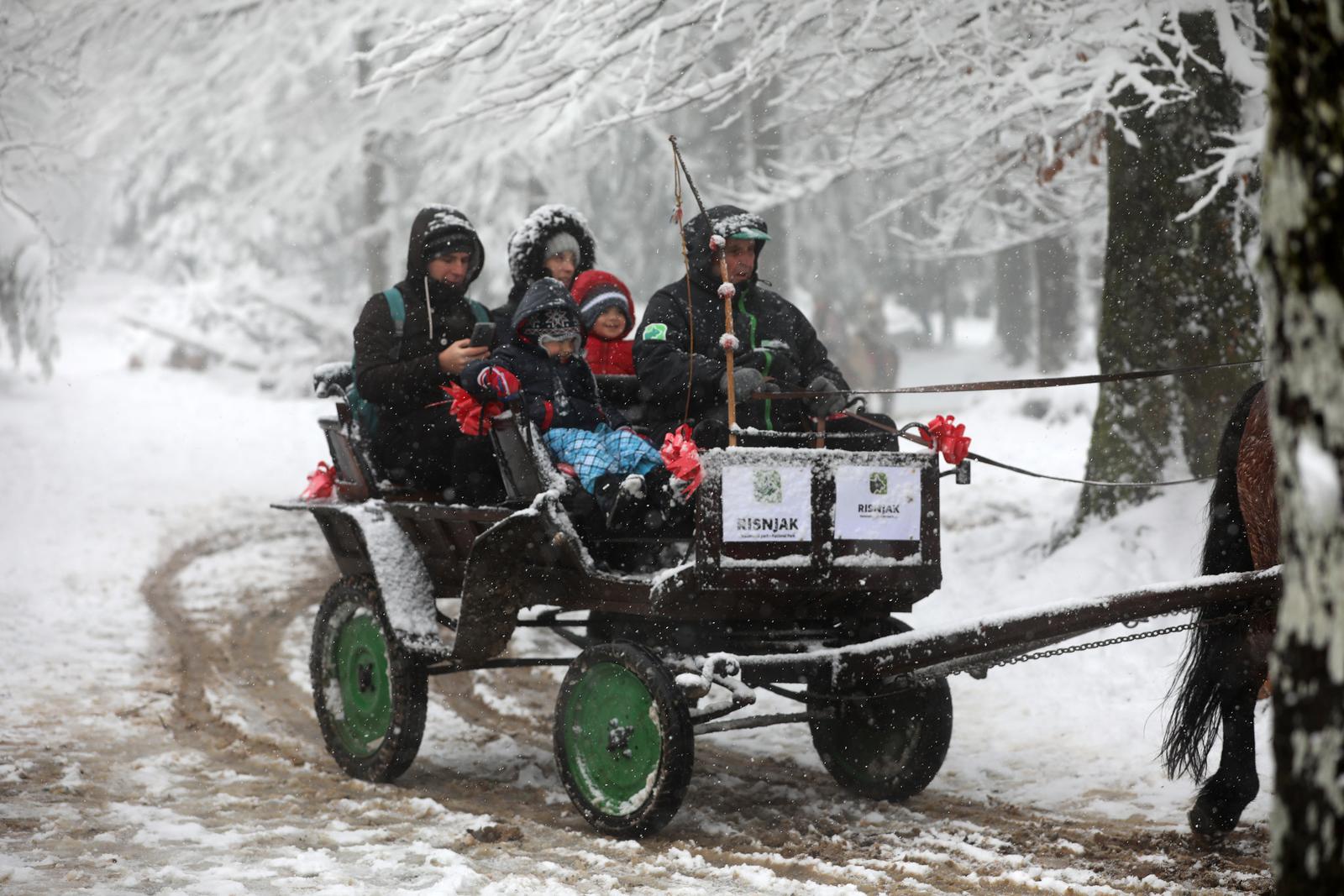 Snježni advent u Delnicama Snježni advent u Delnicama